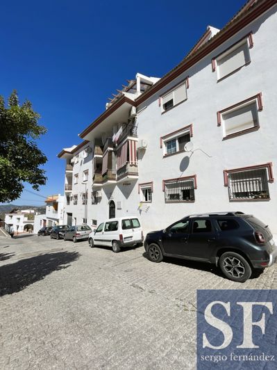 Image No.18-3 Bed Apartment for sale