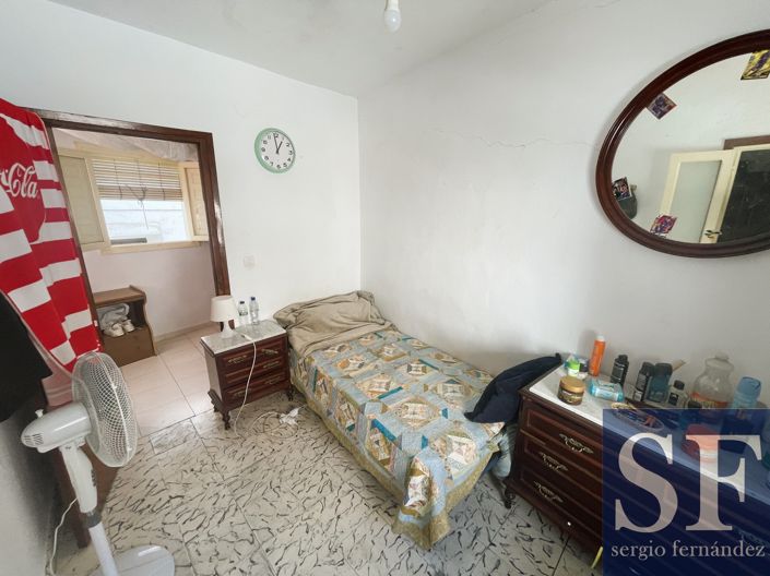 Image No.6-2 Bed Townhouse for sale