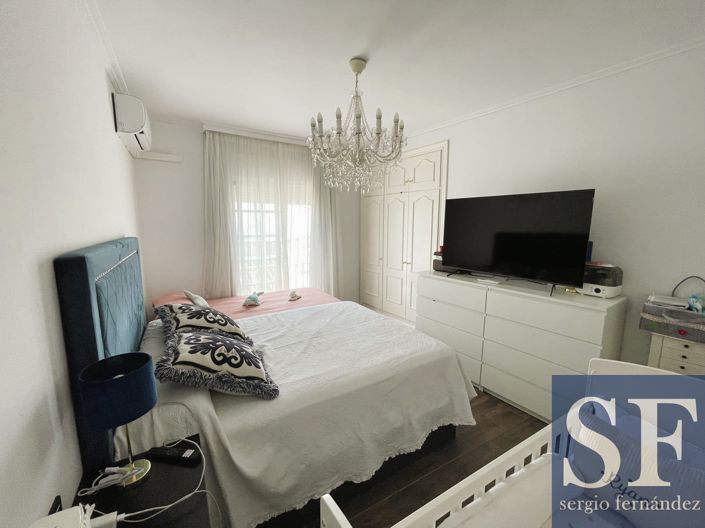 Image No.8-3 Bed Townhouse for sale