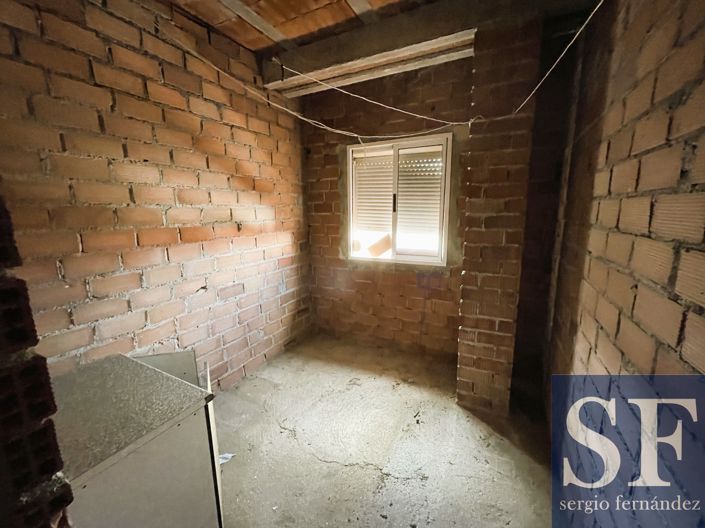 Image No.6-3 Bed Townhouse for sale