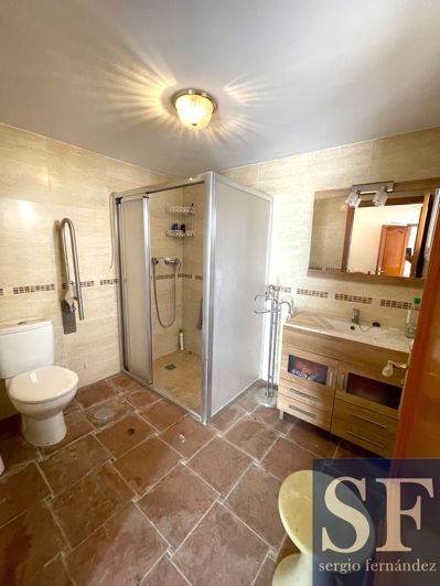 Image No.10-2 Bed Townhouse for sale