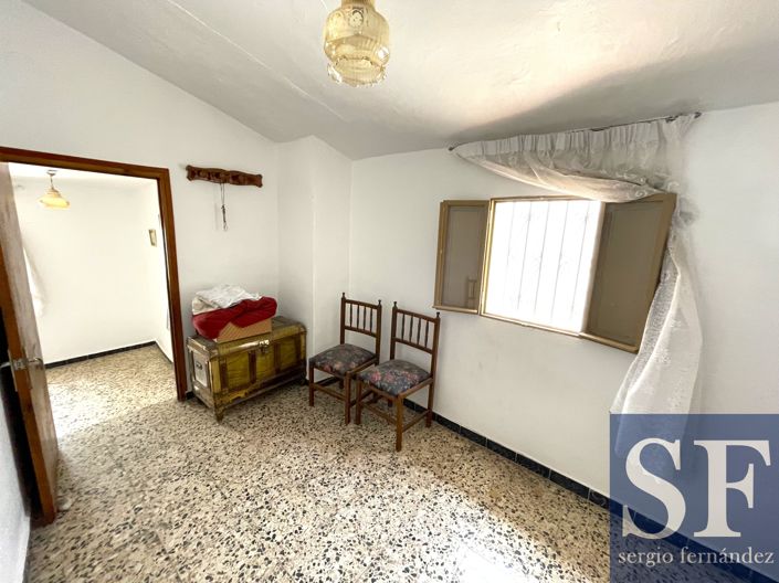 Image No.7-2 Bed Townhouse for sale