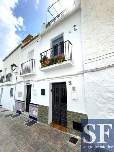 Image No.1-2 Bed Townhouse for sale