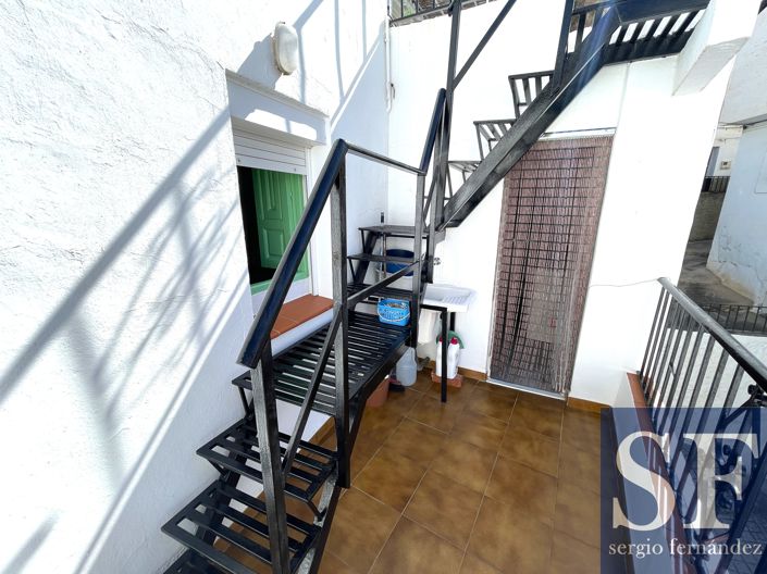 Image No.10-2 Bed Townhouse for sale