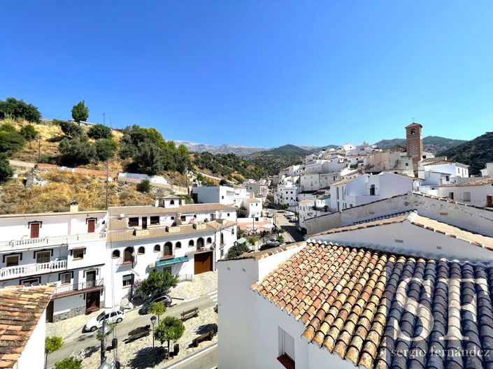 Image No.15-2 Bed Townhouse for sale