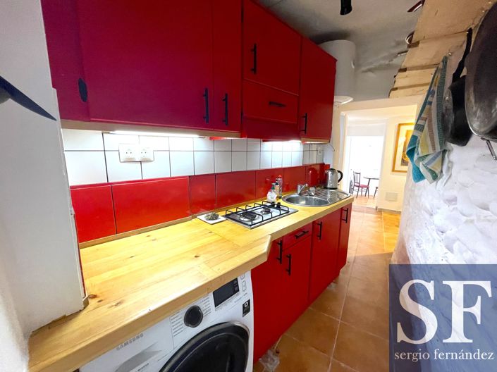 Image No.4-2 Bed Townhouse for sale