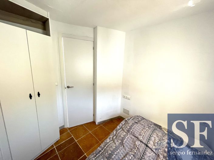 Image No.9-2 Bed Townhouse for sale