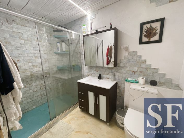 Image No.11-4 Bed Townhouse for sale