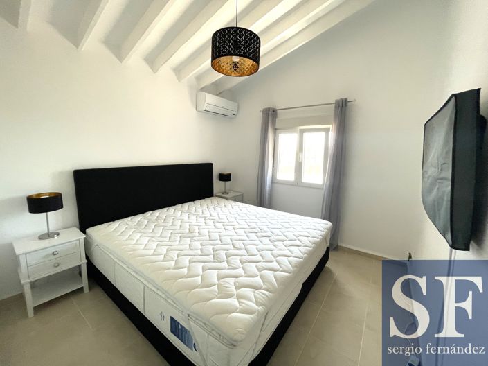 Image No.10-4 Bed Villa for sale