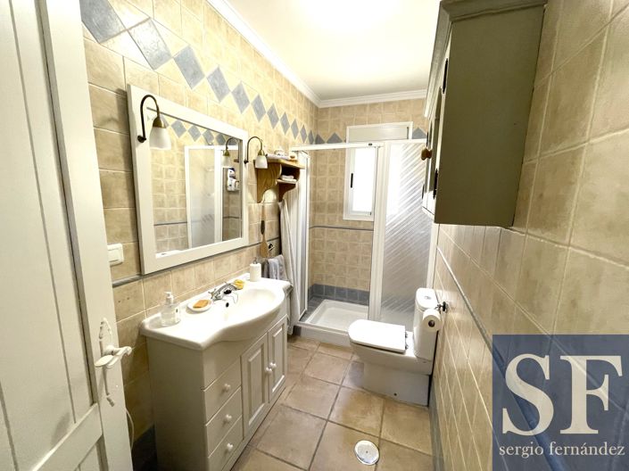 Image No.10-3 Bed Villa for sale