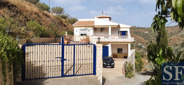Image No.2-3 Bed Villa for sale