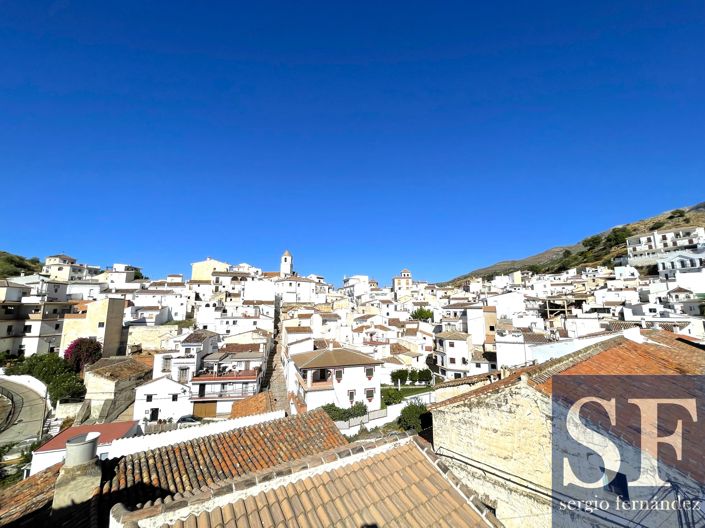 Image No.17-2 Bed Townhouse for sale