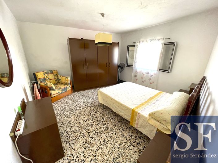 Image No.7-2 Bed Townhouse for sale