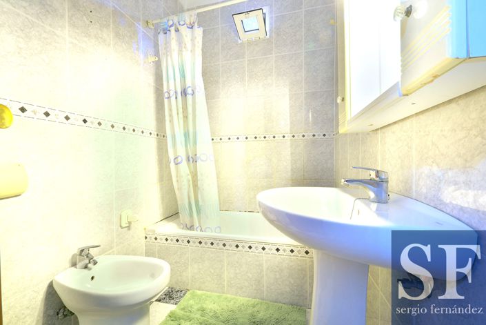 Image No.7-4 Bed Townhouse for sale