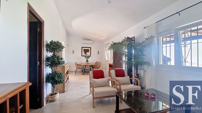 Image No.3-2 Bed Villa for sale