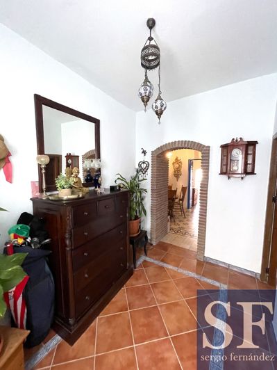 Image No.12-3 Bed Townhouse for sale