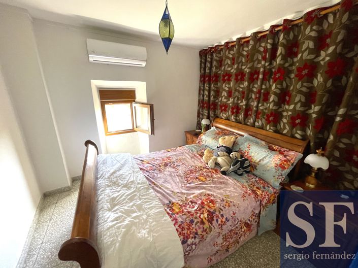 Image No.8-3 Bed Townhouse for sale