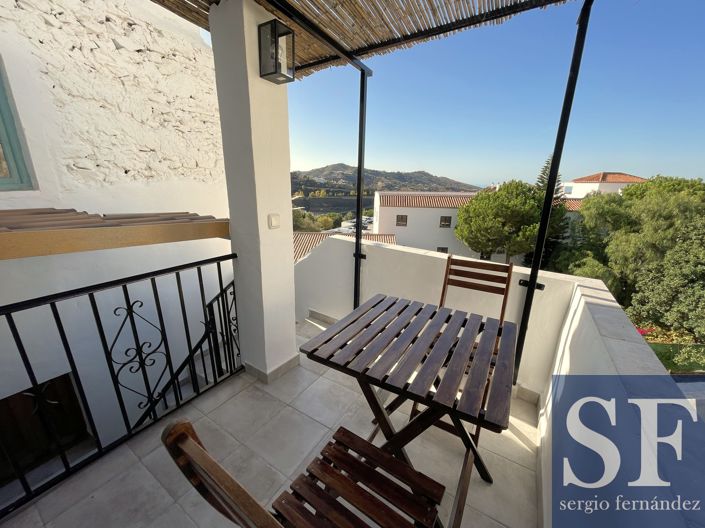 Image No.16-2 Bed Townhouse for sale