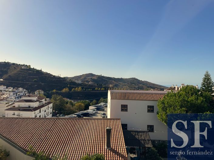 Image No.18-2 Bed Townhouse for sale