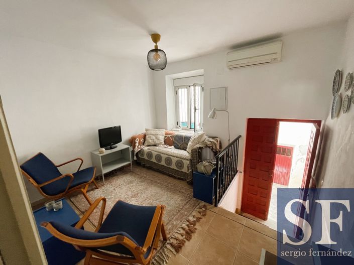 Image No.2-2 Bed Townhouse for sale