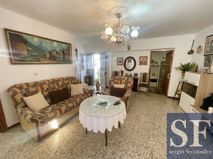 Image No.2-3 Bed Townhouse for sale