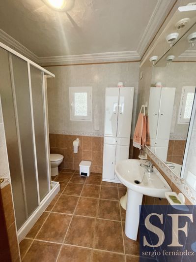 Image No.9-3 Bed Townhouse for sale