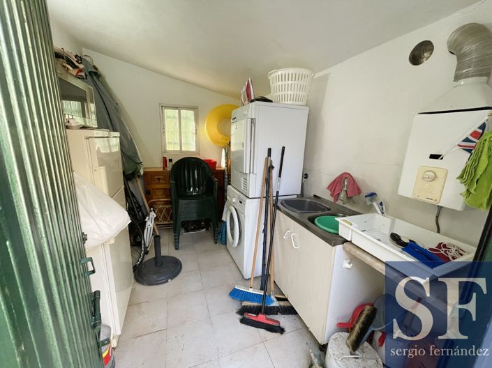 Image No.12-3 Bed Villa for sale