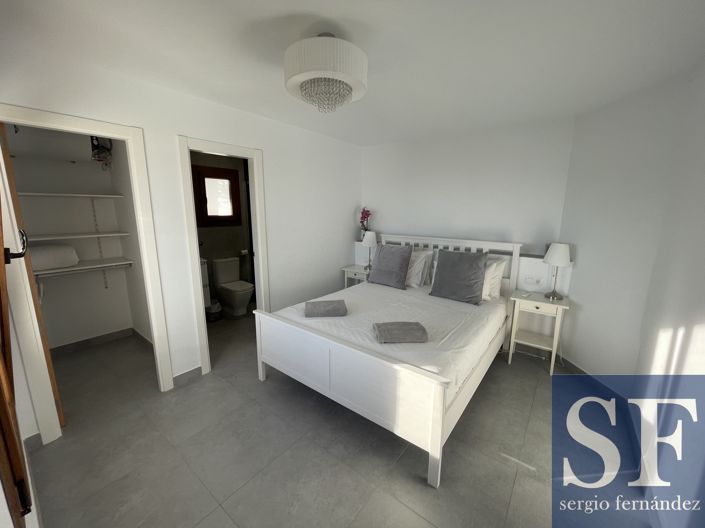 Image No.11-5 Bed Villa for sale