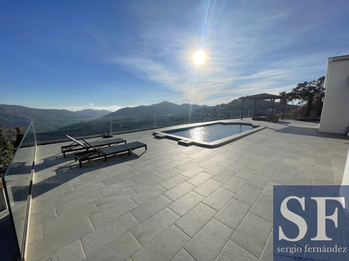 Image No.18-5 Bed Villa for sale