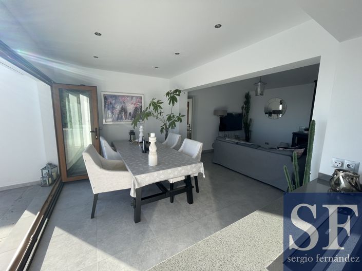 Image No.5-5 Bed Villa for sale