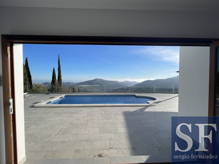 Image No.6-5 Bed Villa for sale