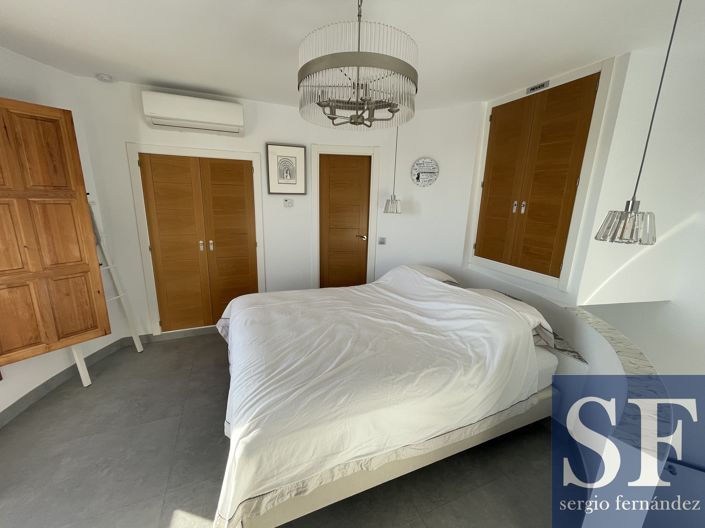 Image No.8-5 Bed Villa for sale