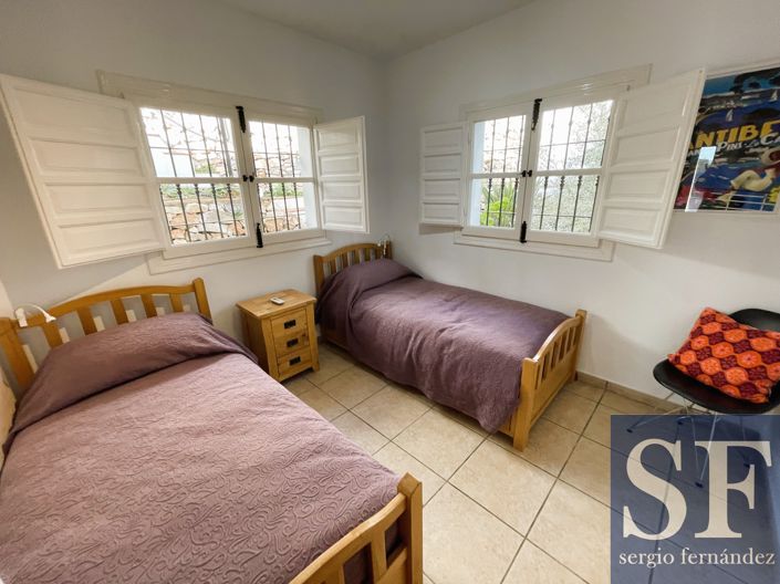 Image No.5-5 Bed Villa for sale