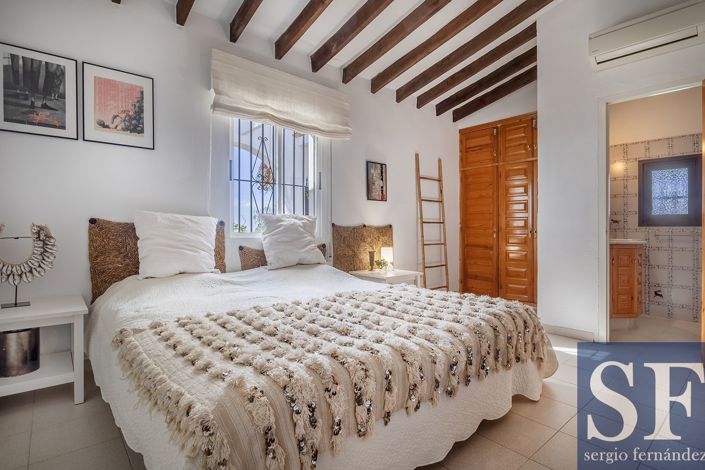 Image No.8-4 Bed Villa for sale