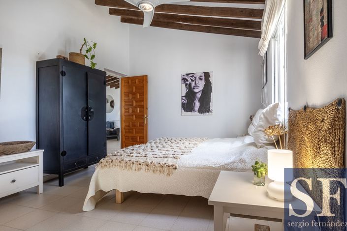 Image No.9-4 Bed Villa for sale