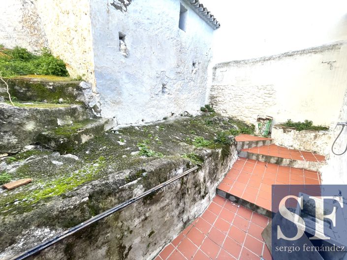 Image No.11-1 Bed Townhouse for sale