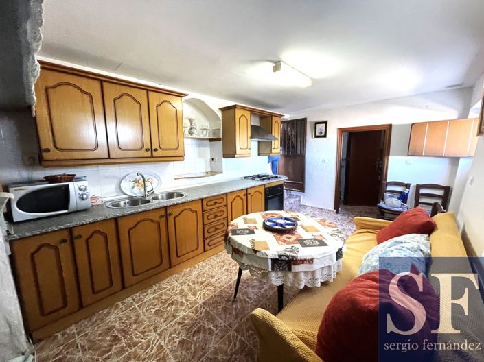 Image No.2-1 Bed Townhouse for sale