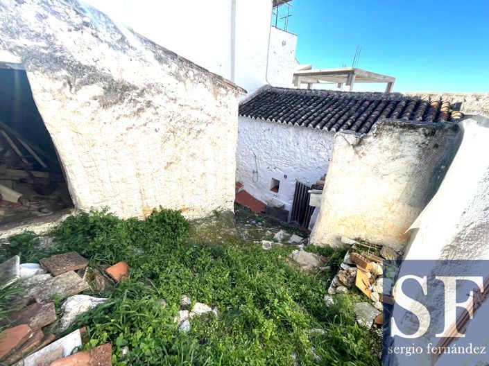 Image No.9-1 Bed Townhouse for sale