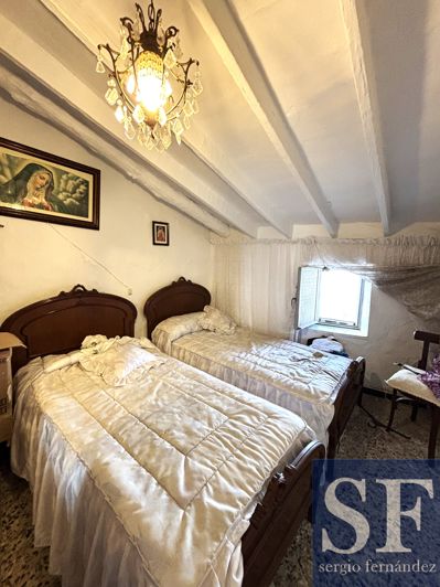 Image No.8-3 Bed Townhouse for sale