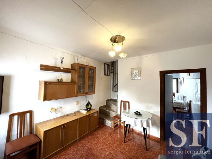 Image No.2-4 Bed Townhouse for sale