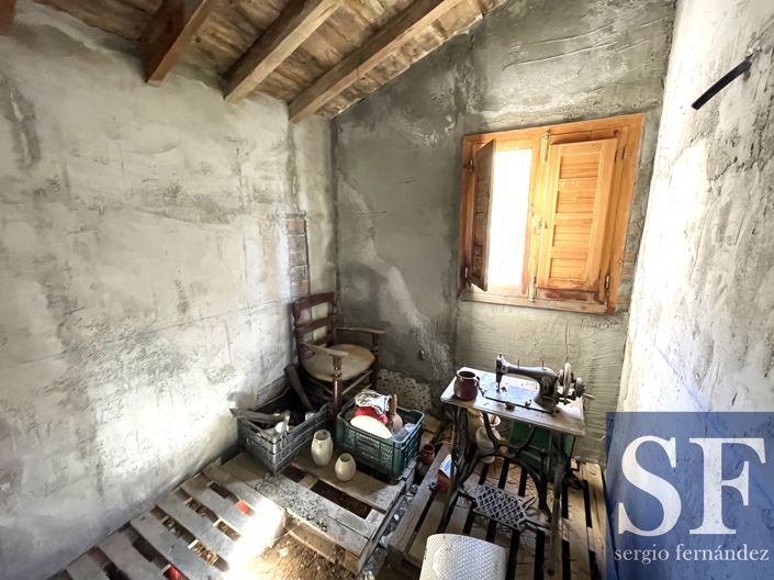 Image No.10-Villa for sale