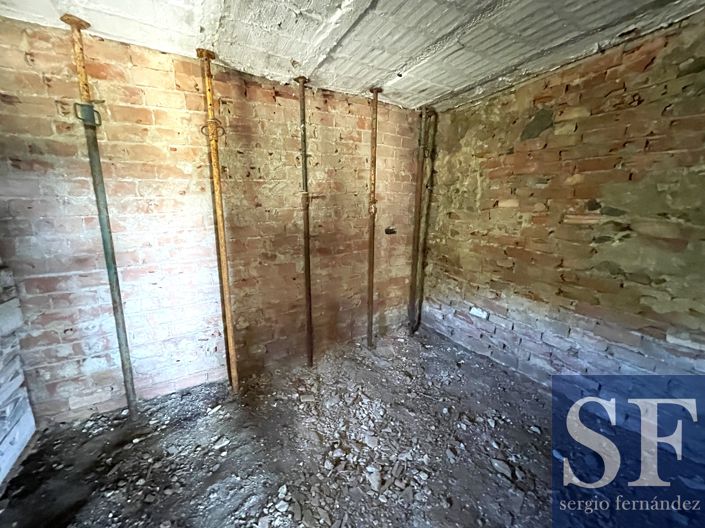 Image No.13-Villa for sale