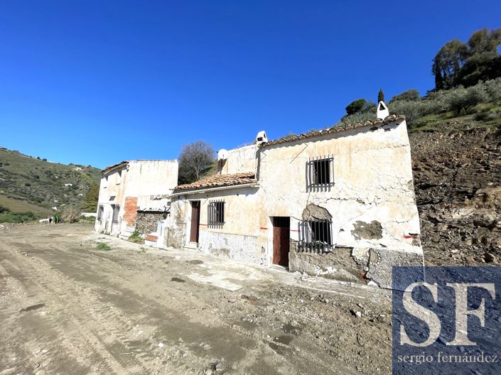 Image No.16-Villa for sale