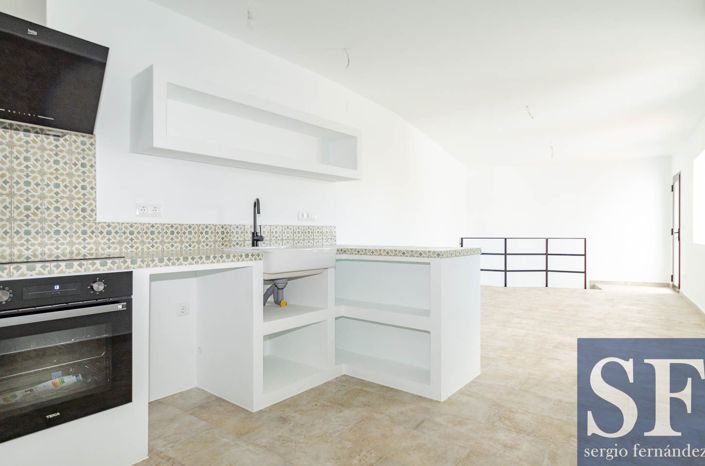 Image No.5-2 Bed Townhouse for sale