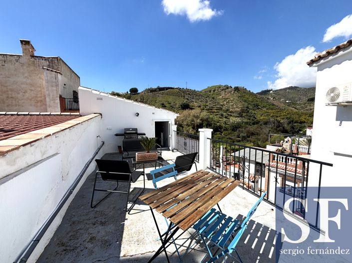 Image No.14-1 Bed Townhouse for sale