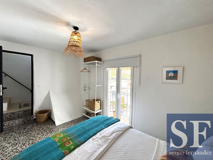 Image No.9-1 Bed Townhouse for sale