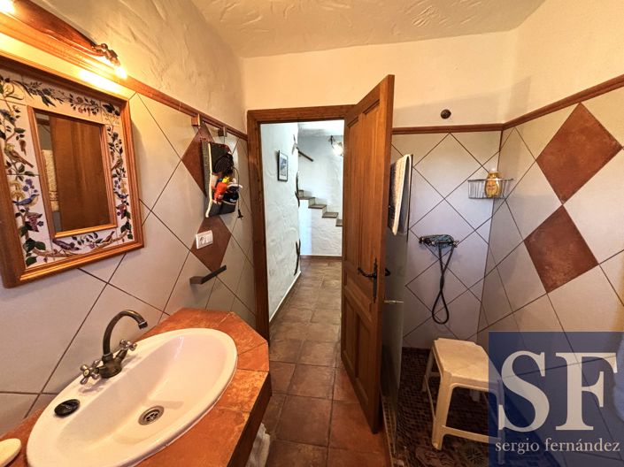 Image No.9-2 Bed Villa for sale