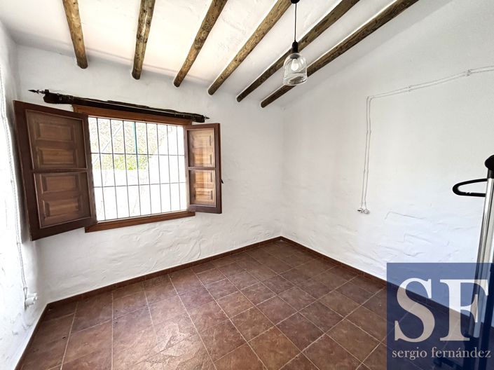 Image No.10-2 Bed Villa for sale