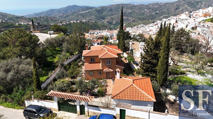 Image No.19-4 Bed Villa for sale