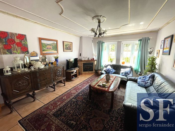 Image No.3-4 Bed Villa for sale